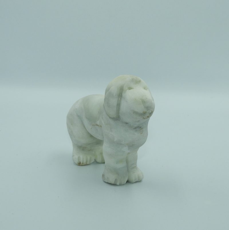 Escultura Perro mediano de pie de Mármol Blanco