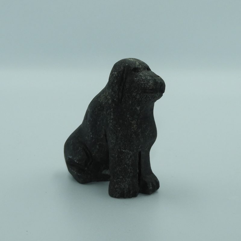 Escultura Perro pequeño sentado de Piedra Natural Negra