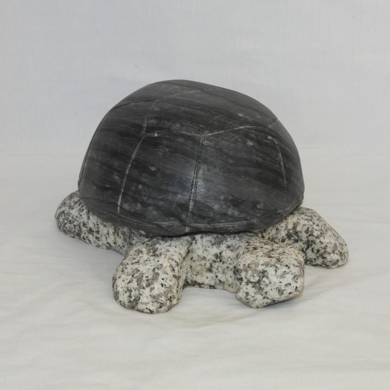 Tortuga Grande en Mármol Negro y Granito