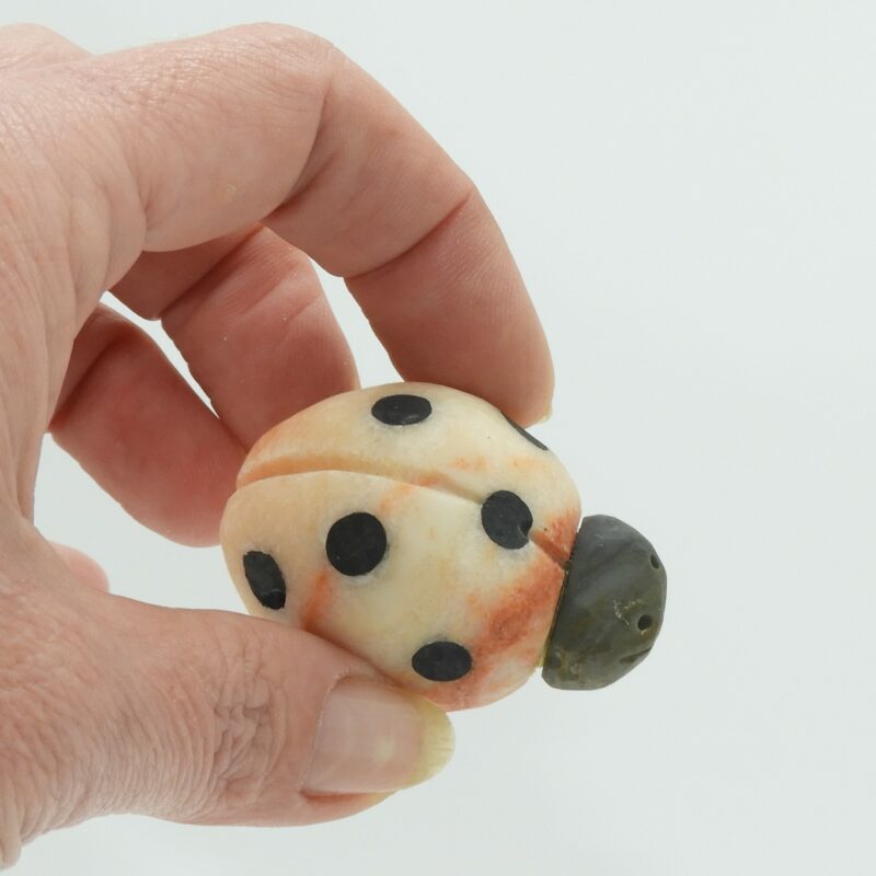 Esculturas de Mariquitas de Piedra Natural, Mármol. Ideal para decorar cualquier rinconcito de casa