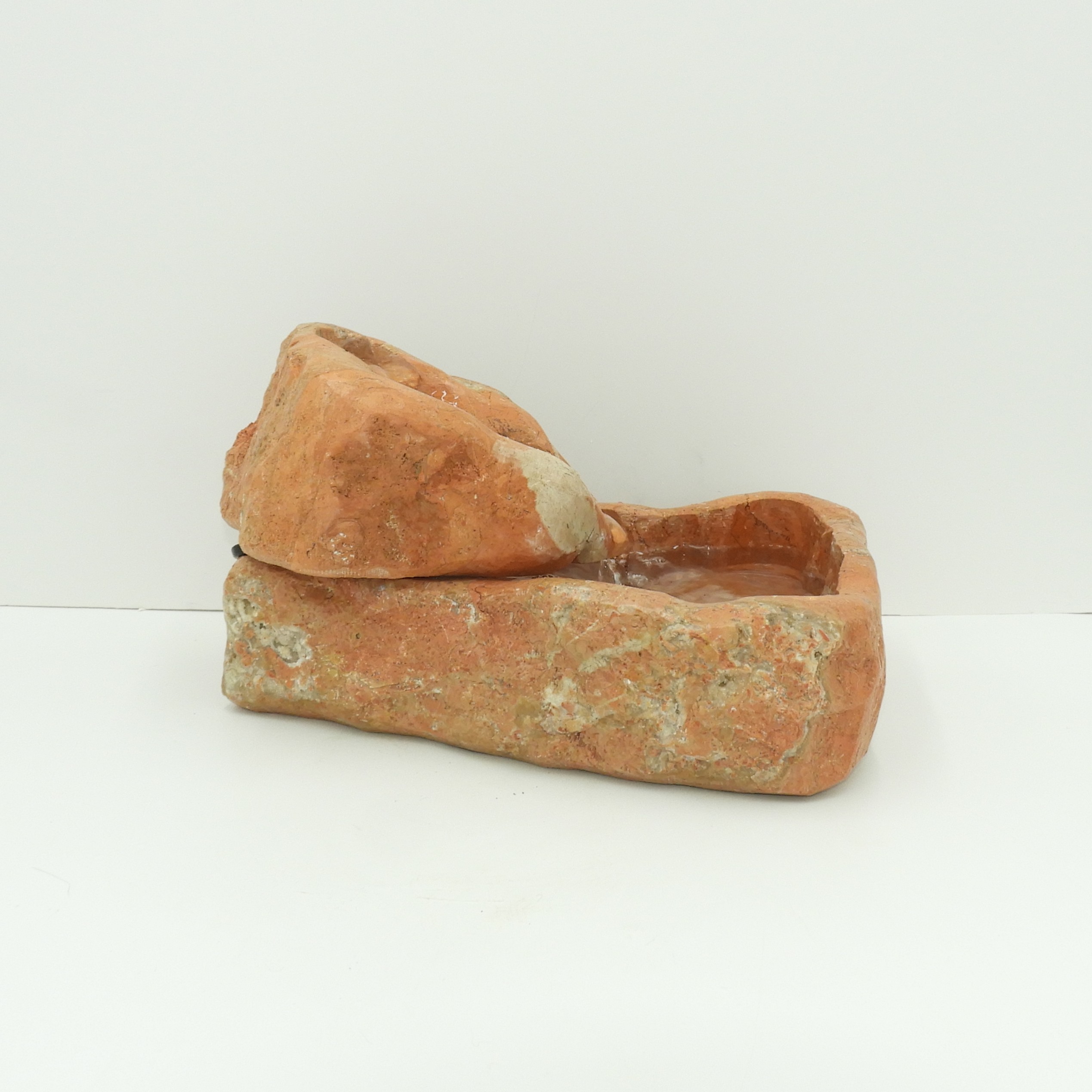 Fuente de Mármol Rojo