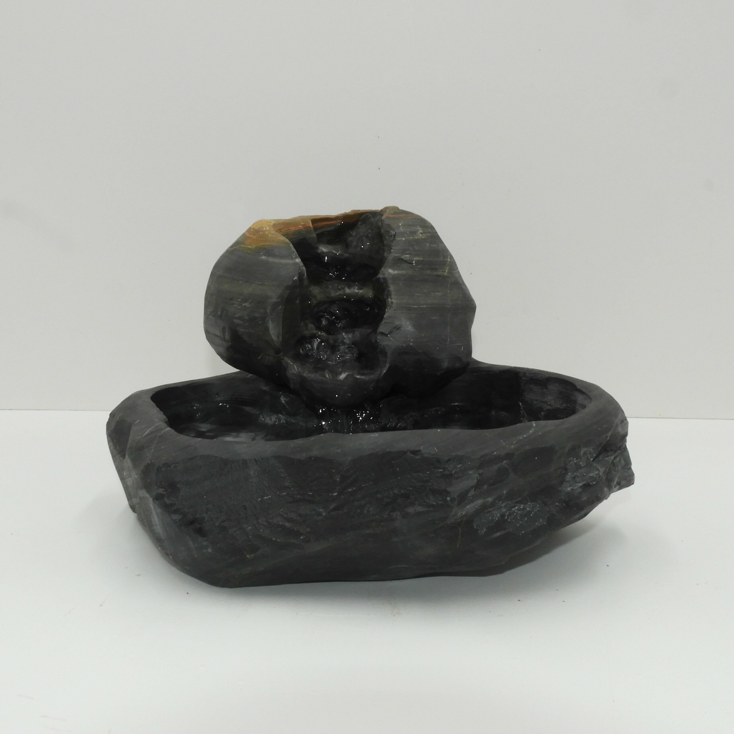 Fuente de Mármol Negro