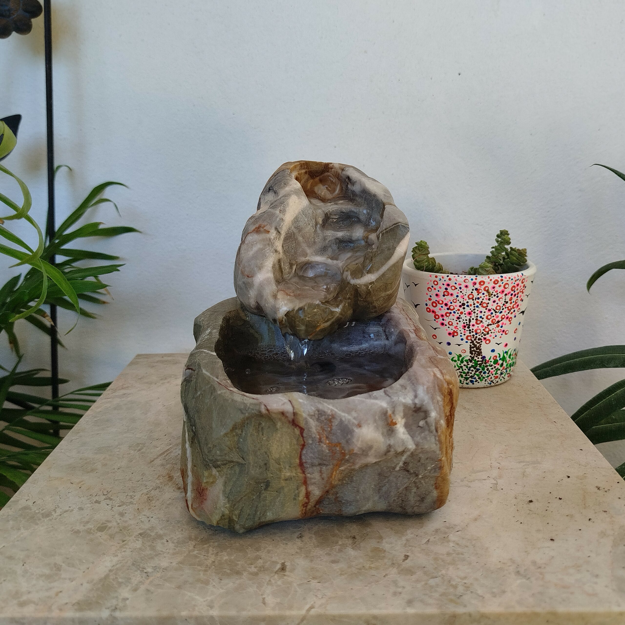 Fuente de Mármol Multicolor