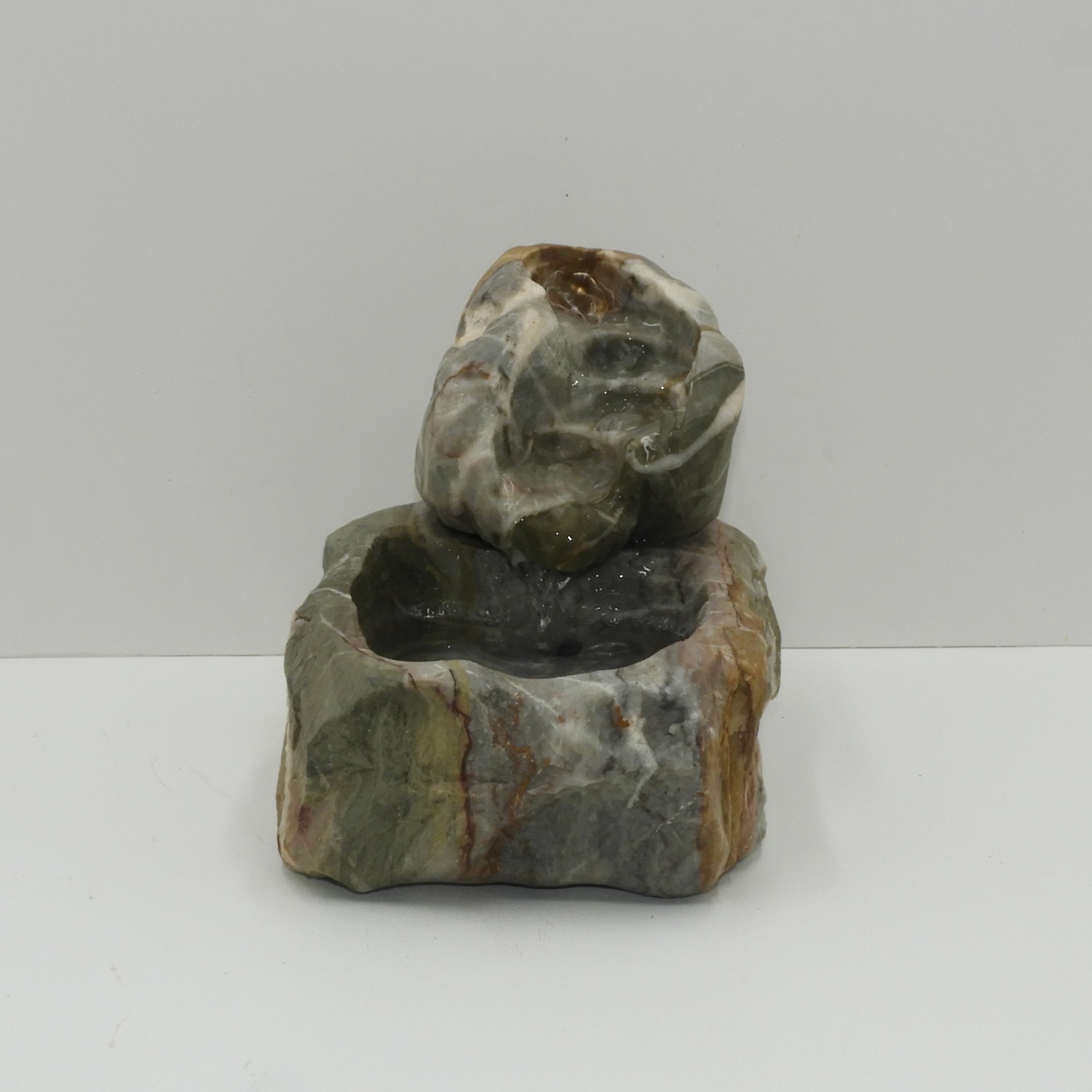 Fuente de Mármol Multicolor