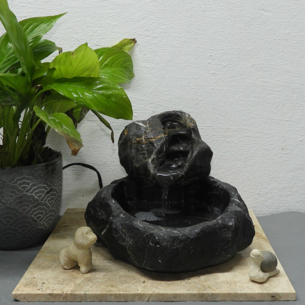 Fuente hecha a mano con Piedra Natural, Mármol Negro